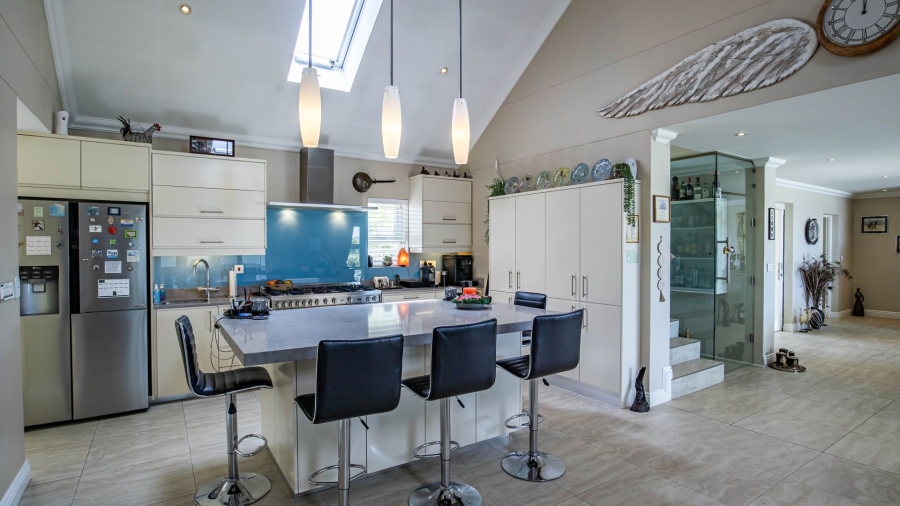 3 Bedroom Property for Sale in Lake Michelle Western Cape